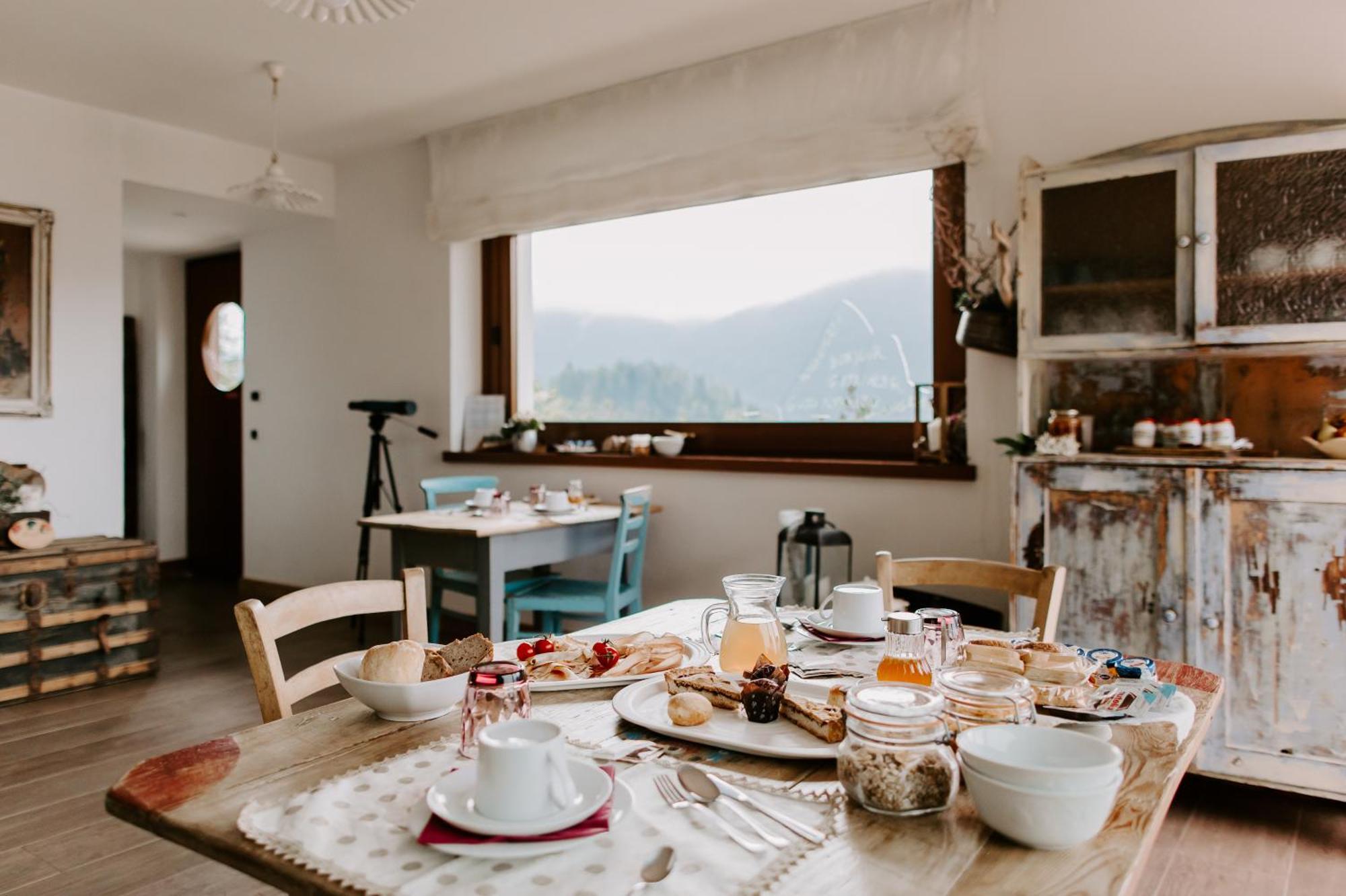 Fra Rose E Mughi Acomodação com café da manhã Domegge di Cadore Exterior foto