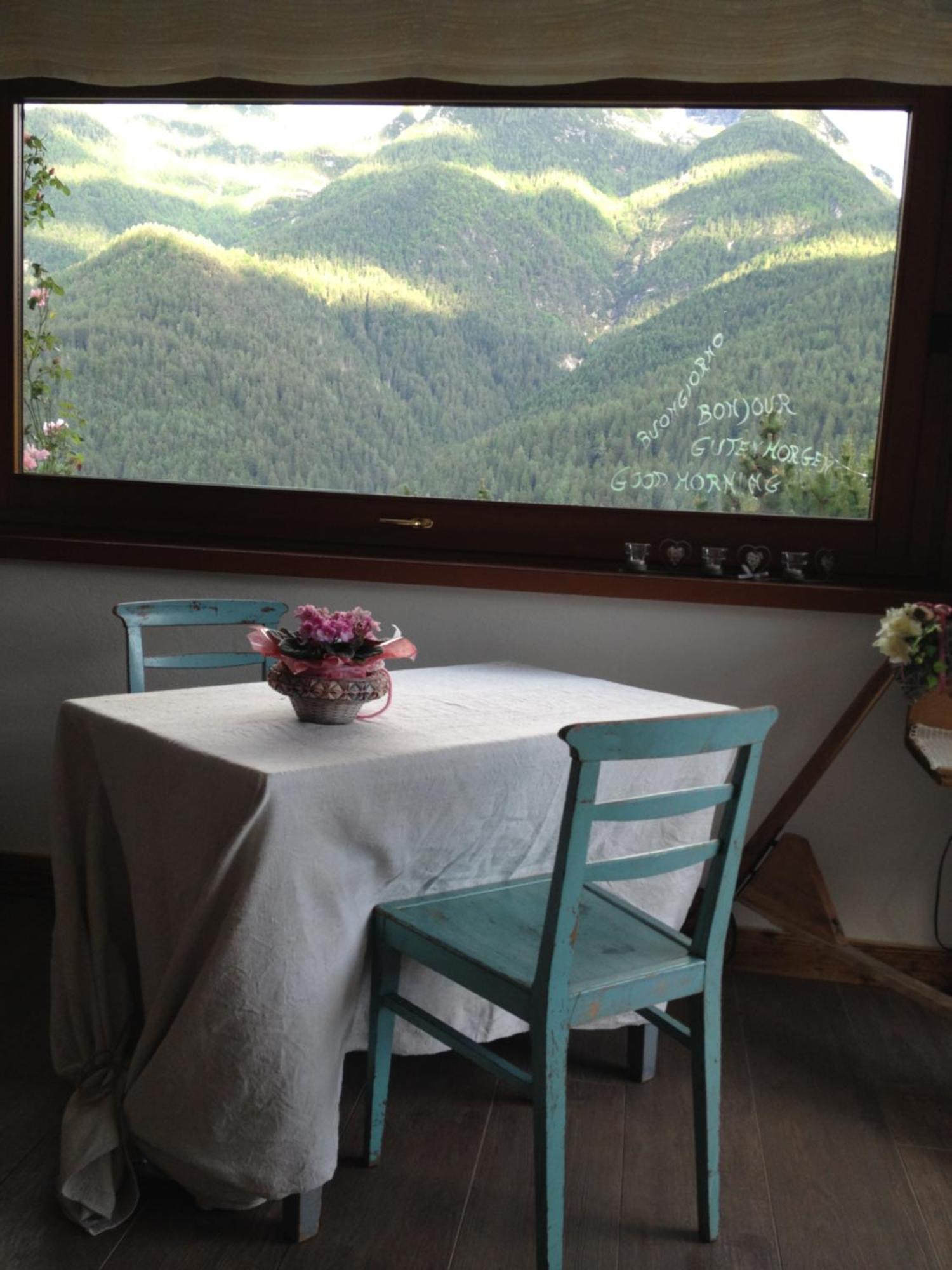 Fra Rose E Mughi Acomodação com café da manhã Domegge di Cadore Exterior foto
