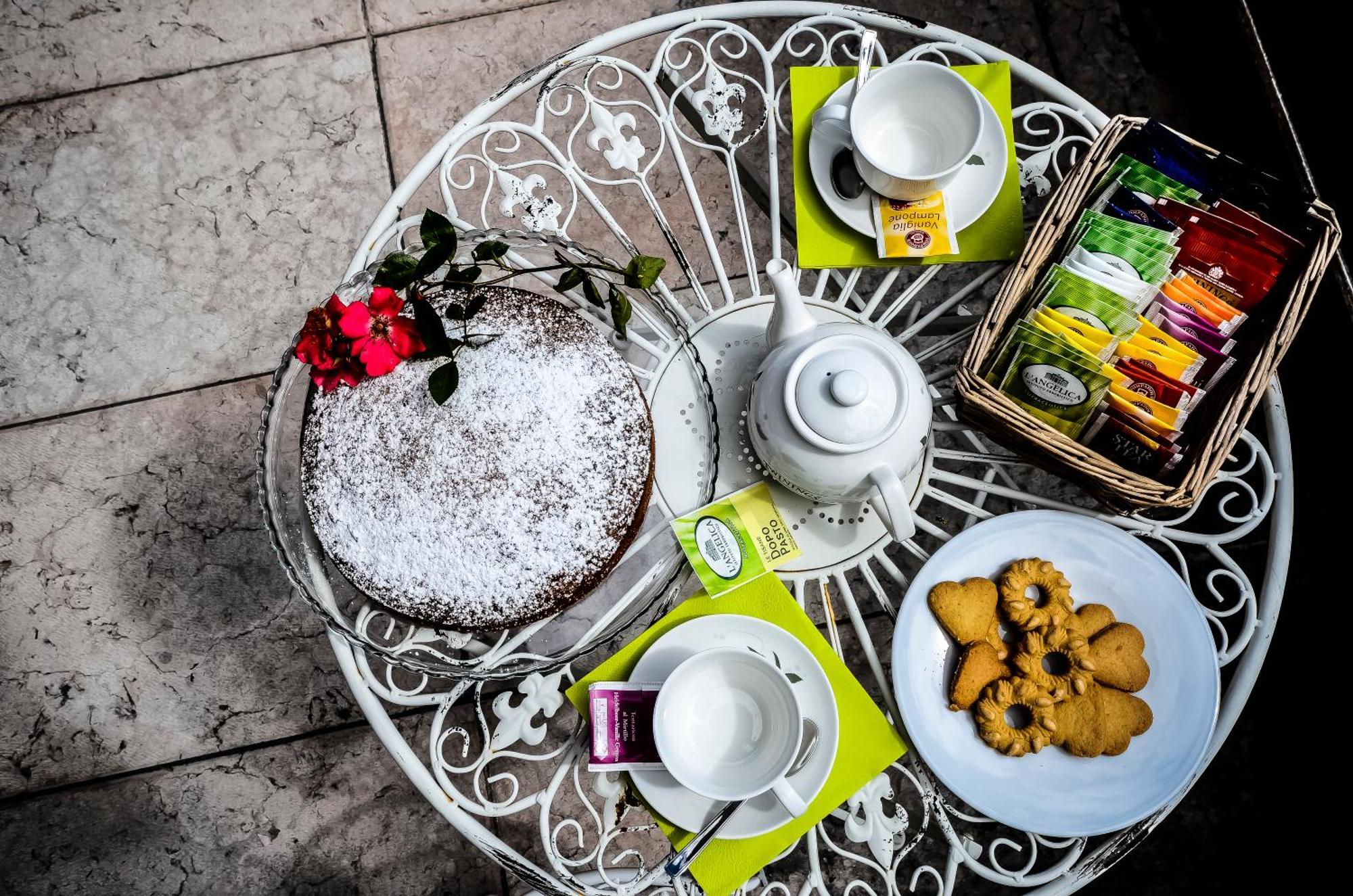 Fra Rose E Mughi Acomodação com café da manhã Domegge di Cadore Exterior foto